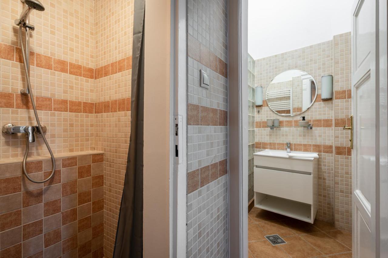 Gellert Mountain Apartment Budapest Exterior foto