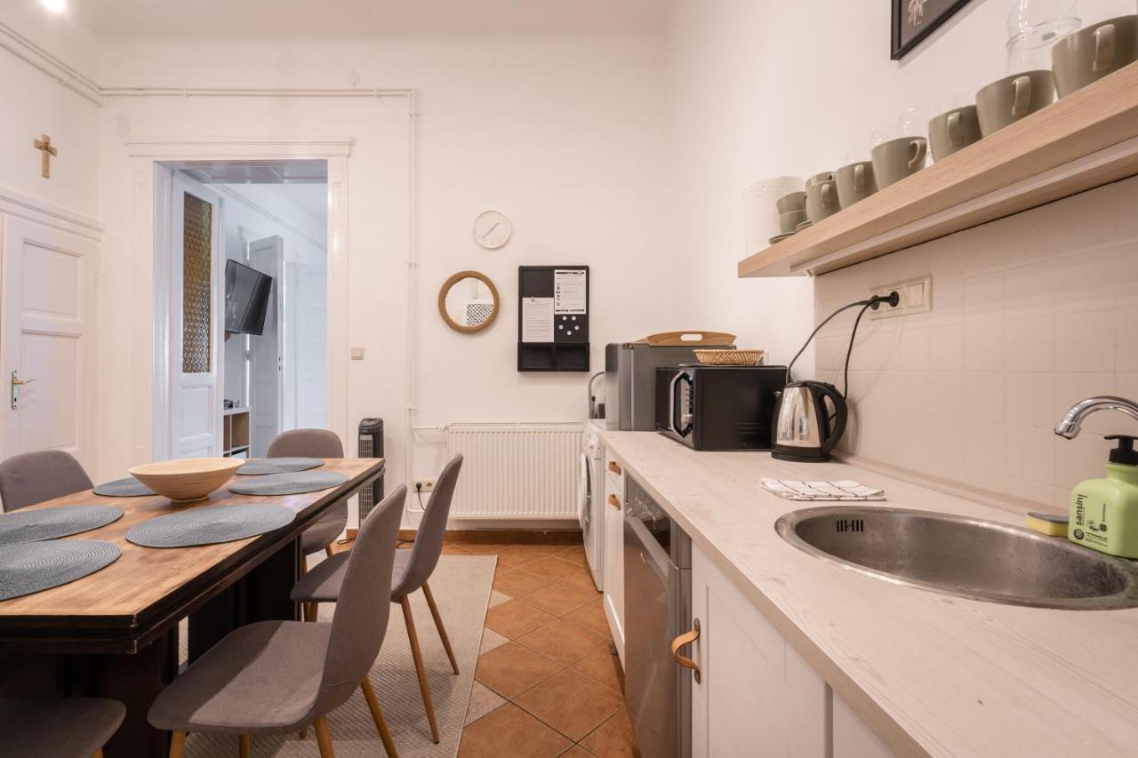 Gellert Mountain Apartment Budapest Exterior foto